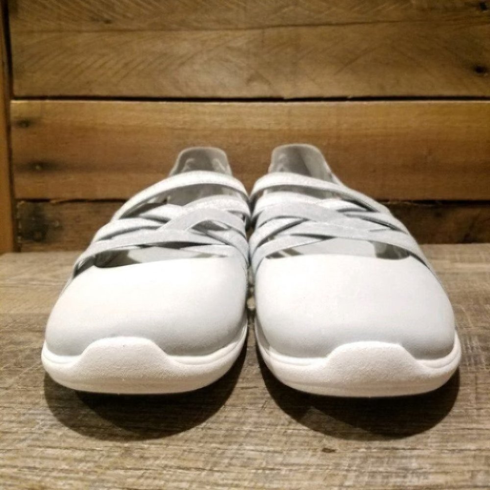 NEW Merrell Women’s Gray High Rise Slip On Shoes - Picture 3 of 8